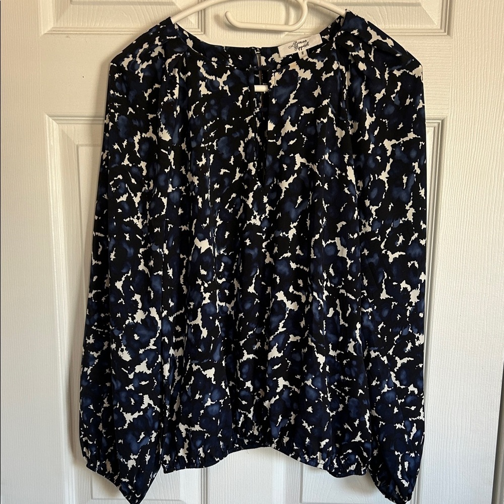 Women's Blue and White Blouse